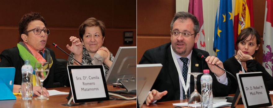 Camila Romero, presidenta de AVAC; Pilar Farjas, del Sergas; Rafael Micó, vicepresidente segundo de Semeregen, y Olivia Pérez Corral, de la Escuela Andaluza de Salud Pública.