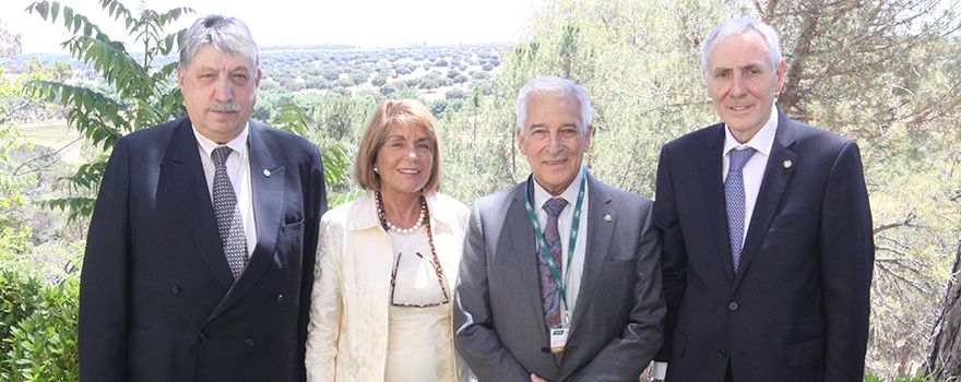 El Comtié Ejecutivo de PSN compuesto por (de izquierda a derecha): Miguel Triola, vicepresidente segundo; Carmen Rodríguez Menéndez, vicepresidenta; Miguel Carrero, presidente; y Esteban Ímaz, secretario general. 