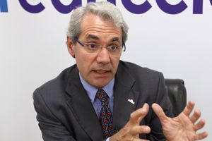 Salvador Tranche durante un momento de la entrevista.