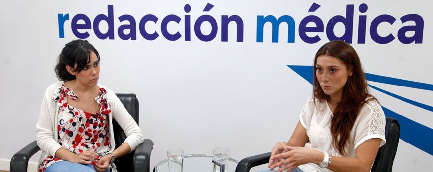 La coordinadora en Madrid de la Plataforma APPI, Miriam Jiménez, y la voluntaria, Celeste Amaya.
