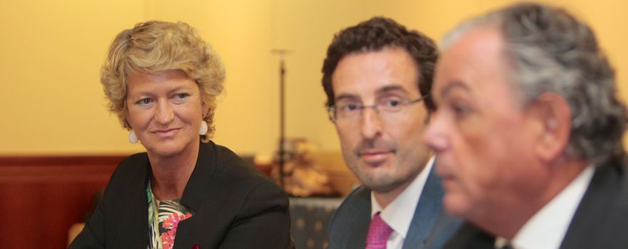 Regina Múzquiz, Joaquín Rodrigo y Ángel Luis Rodríguez de la Cuerda. 