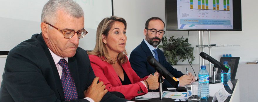 Un momento del desayuno informativo sobre el rotavirus.