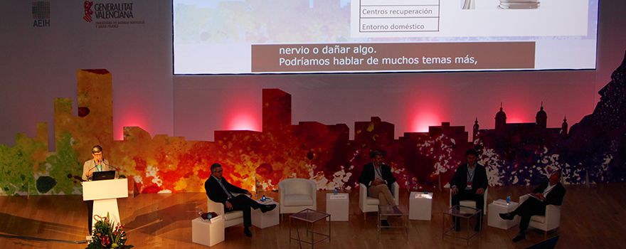 La conferencia sobre robótica se ha celebrado en la Sala Sinfónica del Auditorio de la Diputación de Alicante. 