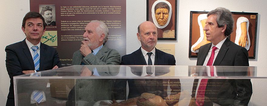 Carlos Andradas, Luis Conde-Salazar, Pedro Jaén y Miguel Ángel Sánchez Chillón, presidente del Colegio de Médicos de Madrid.