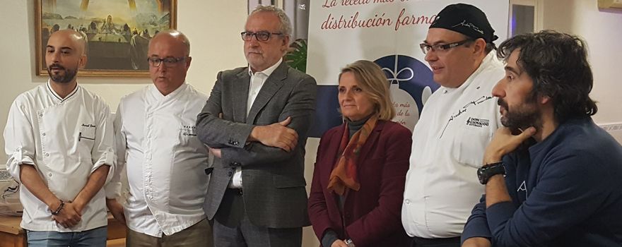 Los cocineros participantes en la iniciativa: Manuel Domínguez, Ricardo Sanz, Andrea Tumbarello y Diego Guerrero. En el centro, Eladio González Miñor, presidente de Fedifar. 