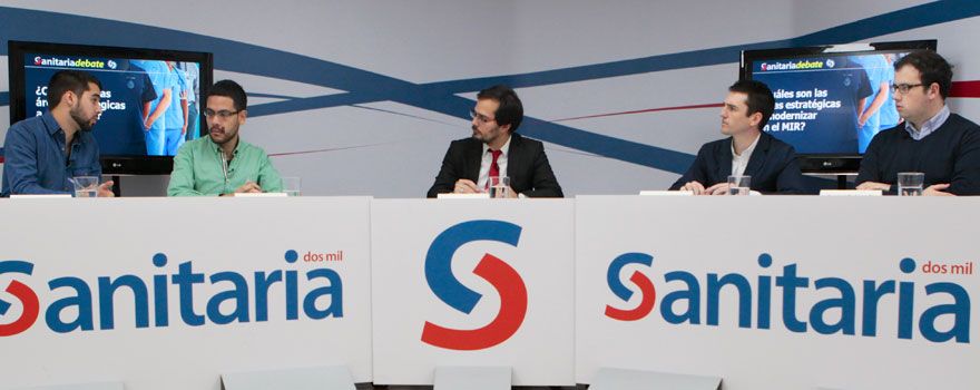 Rafael Ruiz, vicecoordinador de ARES; Walter Iván Girón, residente de Neumología del Hospital 12 de Octubre; José A. Puglisi, periodista de Sanitaria 2000; Manuel Moreu, docente del Grupo CTO; y Leonardo Caveda, exvicepresidente del CEEM.