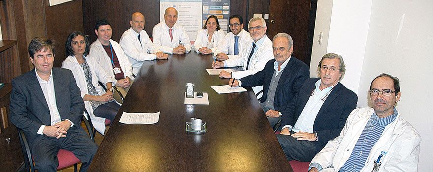Los representantes del Instituto Ramón y Cajal de Investigación (Irycis) y Canaan Research & Investment.