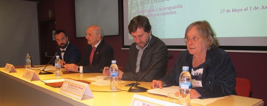 Los participantes en el acto de presentación del congreso en Barcelona. 