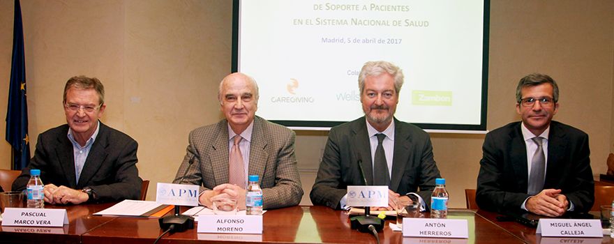 Pascual Marco Vera, vicepresidente de la SEHH; Alfonso Moreno, presidente de Fuinsa; Antón Herreros, director general de Fuinsa, y Miguel Ángel Calleja.