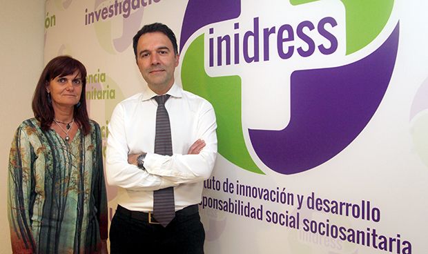 Marta Díaz junto a Ismael Sánchez, director ejecutivo de Inidress.