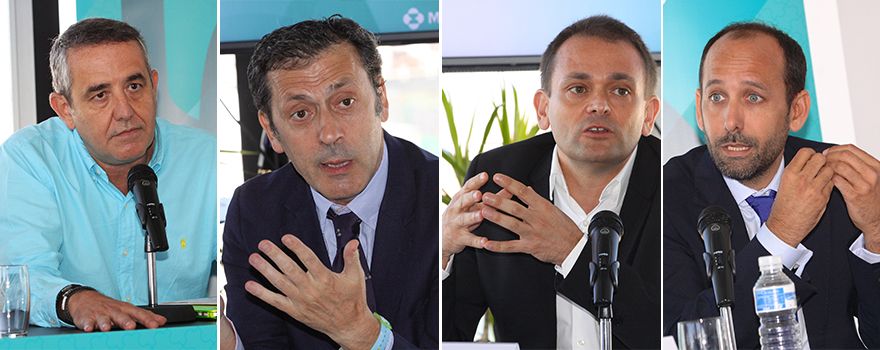 Bartomeu Massuti, secretario del Grupo Español de Cáncer de Pulmón; Luis Paz-Ares, jefe de Servicio de Oncología del Hospital Universitario 12 de Octubre de Madrid; Federico Rojo, jefe de Servicio de Anatomía Patológica de la Fundación Jiménez Díaz de Madrid y Delvys Rodríguez, del Servicio de Oncología Médica del Hospital Insular de las Palmas de Gran Canaria.