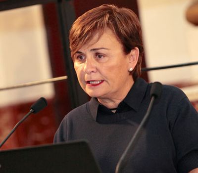 María José Calasanz.