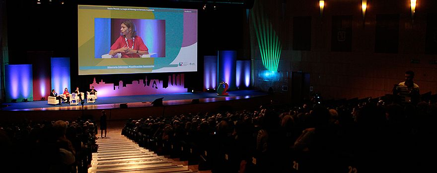 La sesión plenaria sobre innovación atrajo a multitud de farmacéuticos de hospital.