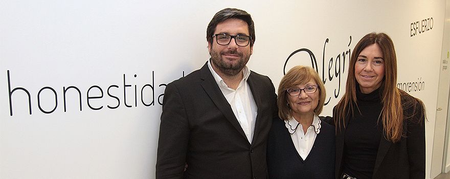 Antoni Grau, director científico de ITA; Diana Kirszman y Montse Sánchez, directora general de ITA.