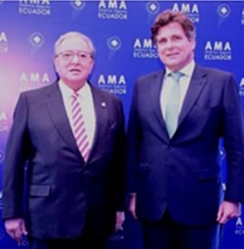 Diego Murillo, presidente de AMA Seguros y Carlos Alfonso Abella y de Arístegui, embajador de España en Ecuador.