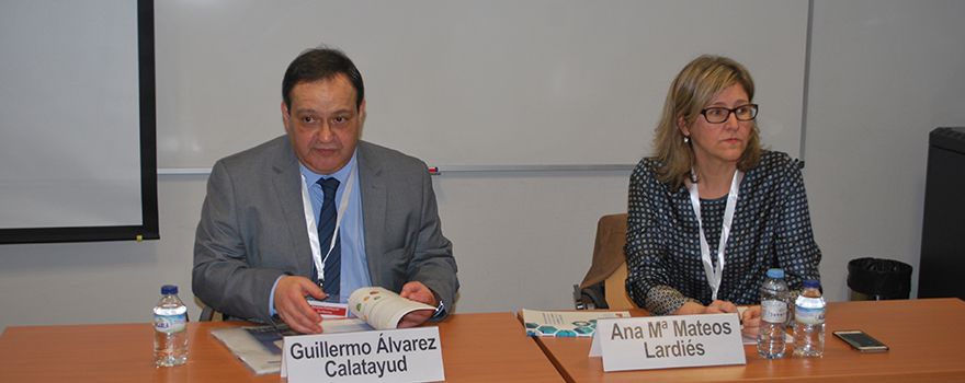 Guillermo Álvarez y Ana María Mateos, durante la presentación de la guía. 