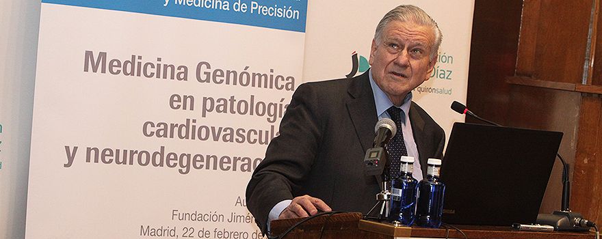 Un momento de la conferencia magistral de Valentín Fuster.