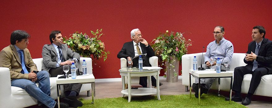 Un momento durante el debate: “Retos en la asistencia y formación en cardiorresonancia, el papel del radiólogo y el cardiólogo”