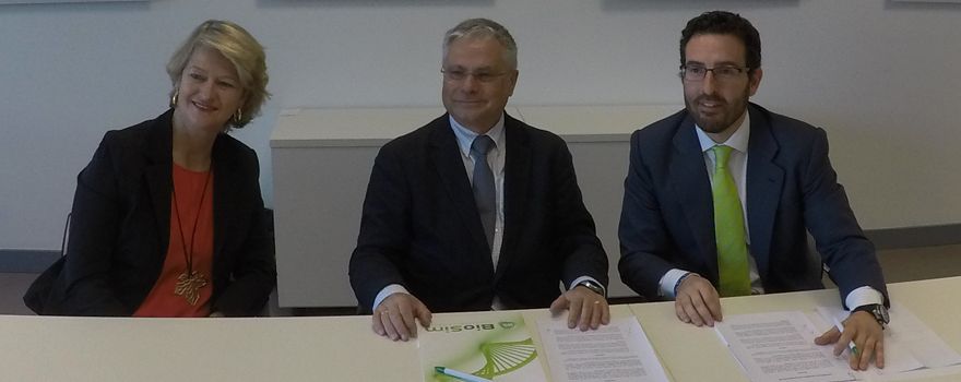 Regina Múzquiz, directora general de BioSim, Fernando Carballo y Joaquín Rodrigo. 