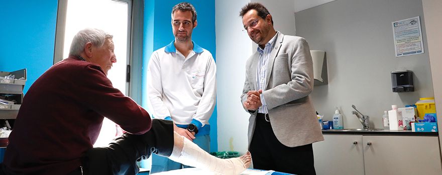 Fernando Prados, durante la visita al Summa 112.