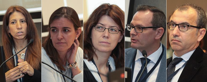  María del Pino Alcántara, oncóloga radioterápica del Hospital Universitario Clínico San Carlos; Nieves Hoyos Vázquez, neumóloga del Hospital del Henares de Coslada; Beatriz Morales Chacón, neumóloga del Hospital Clínico San Carlos de Madrid; José Javier Alarcón Rodríguez, radiólogo del Hospital General Universitario Gregorio Marañón; y Luis Seijo Maceiras, neumólogo de la Clínica Universidad de Navarra. 