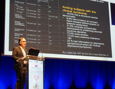 Paulo M. Bettencourt, del Servicio de Medicina Interna del Hospital Cup Port (Portugal)