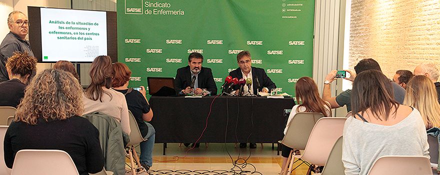 Aspecto de la sala durante la presentación del informe.