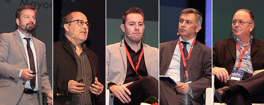 De izquierda a derecha: Jorge Torrico Liz, subdirector de BIM en Ineco; José Javier Gallardo Ortega, arquitecto en el Ayuntamiento de Zaragoza; José Angel Salanova Serrano, socio director CEO Director Área BIM en Atbim Building Engineerring; José Antonio Torre Calvo, director comercial de Evair y presidente de Atecyr Aragón; y Andrew López Sáez, director de Validaciones en Solibri Iberia. 