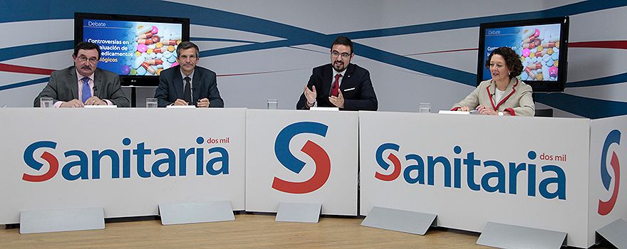Domingo del Cacho, Miguel Ángel Calleja, Borja Negrete y Ruth Vera en un momento del debate.