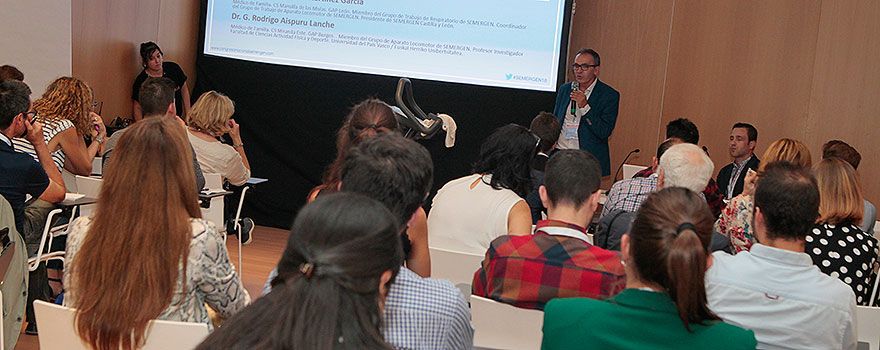 Francisco Vicente Martínez en un momento del taller.