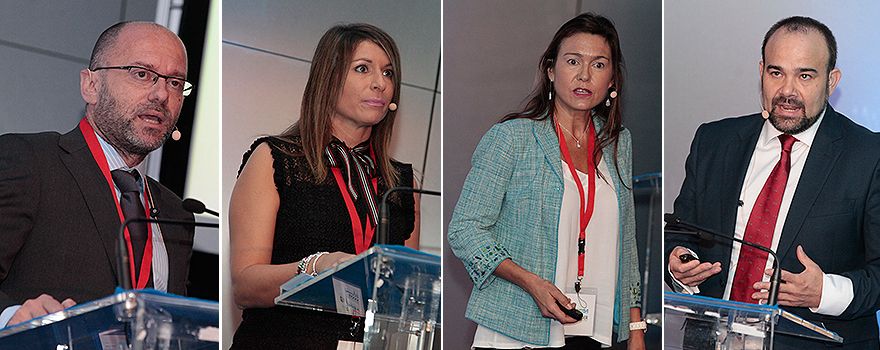 Juan Bautista Godoy Prieto, jefe del Servicio de Ingeniería y Mantenimiento. Hospital Universitario 12 de Octubre de Madrid; Arantxa Ruiz Calzado, presidenta de la Asociación de Fabricantes de Gases Medicinales (AFGM); Marisa Gaspar Carreño, responsable de Farmacia del Hospital Intermutual Levante; y Rafael Monayo Nieto, director técnico farmacéutico de Air Liquide.