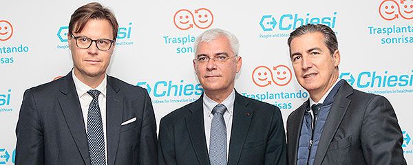 Giuseppe Chiericatti, director general de Chiesi España, Domingo Hernández, Presidente Sociedad Española de Trasplantes (SET) Miguel Ángel Gómez Bravo, Sociedad Andaluza de Trasplantes de Órganos y Tejidos (Satot)y miembro de la junta de la SETH