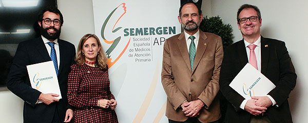 José María Nieto, responsable de Comunicación de Semergen; Milagros González Béjar, vocal de Relaciones Institucionales; José Polo, vicepresidente Primero, y Rafel Micó, secretario general.
