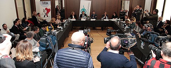 Aspecto de la sala durante la presentación de la campaña.