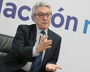Díez Tejedor es también catedrático de Neurología.