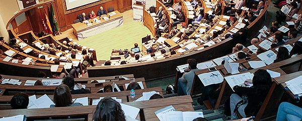 Aspecto de la sala durante la inauguración.