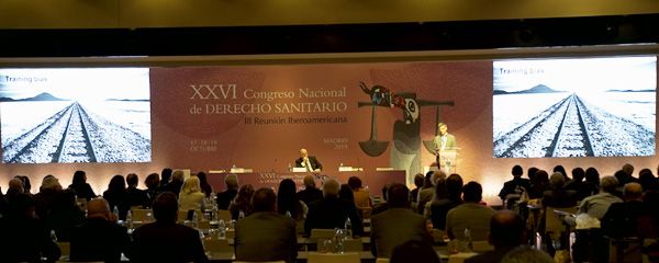 Un instante durante la Conferencia Inaugural, protagonizada por Julián Isla. 