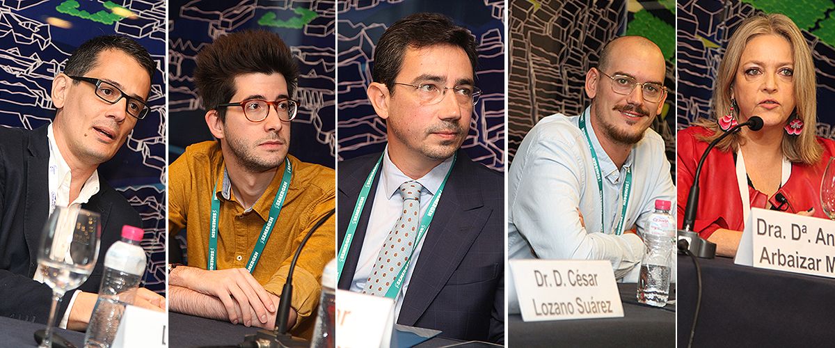 Óscar Vieiras del Río. jefe de Estudios y coordinador de Unidades Docentes Multiprofesionales de Atención Familiar y Comunitaria de Asturias; Borja Apellaniz Aparicio, MIR de Medicina Familiar y Comunitaria en el Centro de Salud Numancia;César Lozano Suárez, vicepresidente de la Comisión Nacional de la Especialidad de Medicina Familiar y Comunitaria; Alberto Kramer Ramos, MIR de Medicina Familiar y Comunitaria en el Centro de Salud de Sangonera La Verde; y Ana María Arbaizar, presidenta de la Comisión Nacional de la Especialidad de Medicina Familiar y Comunicaria.