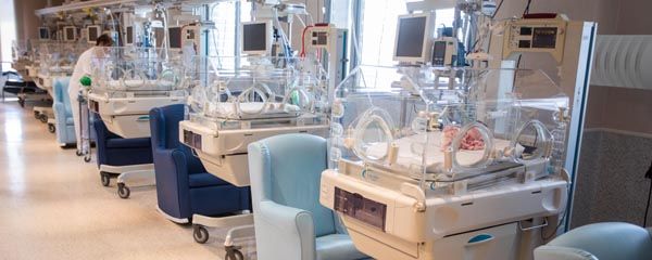 Unidad de Neonatología del Hospital de Manises.