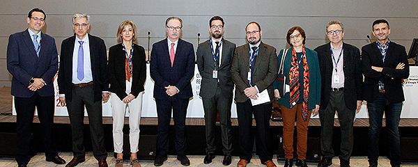 Luis Jara Palomares, coordinador del Área de Circulación Pulmonar, Juan Antonio Riesco, director de Congresos de Separ; María Rosa Cordovilla, coordinadora del Área de Técnicas y Trasplante; Carlos Jiménez, presidente de Separ; Juan Carlos Trujillo, coordinador del Área de Oncología Torácica; Íñigo Royo, coordinador del Área de Cirugía Torácica; Marina Blanco, coordinadora del Área de Asma; Antonio Moreno, coordinador del Área de Neumología Pediátrica; y Antonio Tomás Ríos, coordinador del Área de Fisioterapia Respiratoria.