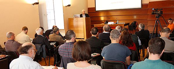 Imagen de la ponencia de Jordi Varela durante la II Reunión del Grupo de Trabajo de Gestión Clínica de la SEMI.