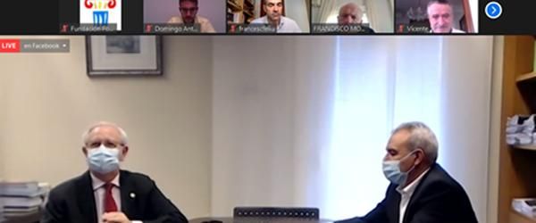 Un instante durante la presentación telemática del libro. 
