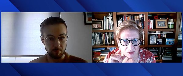 Jesús Arroyo, periodista de Redacción Médica, charla con Concha Ferrer. 