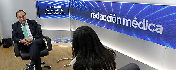 Juan Matji en un momento de la entrevista.