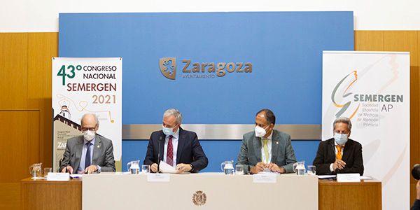 Un instante de la presentación del 43º Congreso Nacional de Semergen en el ayuntamiento de Zaragoza.