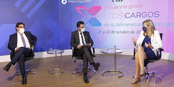 Momento del Panel de Consejeros del 'X Encuentro de Altos Cargos de la Administración Sanitaria'.