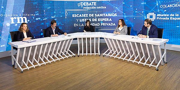 El aumento de las listas de espera tras el Covid-19 y la escasez de profesionales sanitarios, temas centrales del debate.