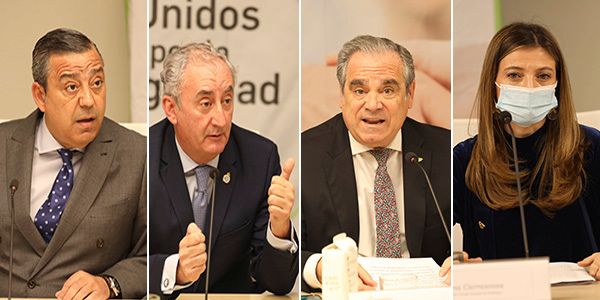 Los presidentes de los Consejos, durante su intervención. 