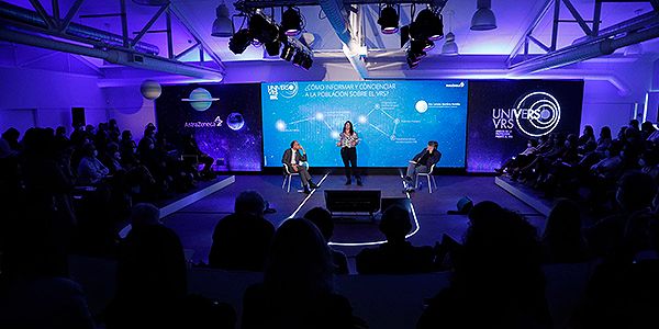 Aspecto de la sala durante la mesa de discusión: ¿Cómo informar y concienciar a la población sobre el VRS?