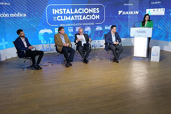  José García, Esteban Dominguez, Martín Herrero y Unai Felipe.